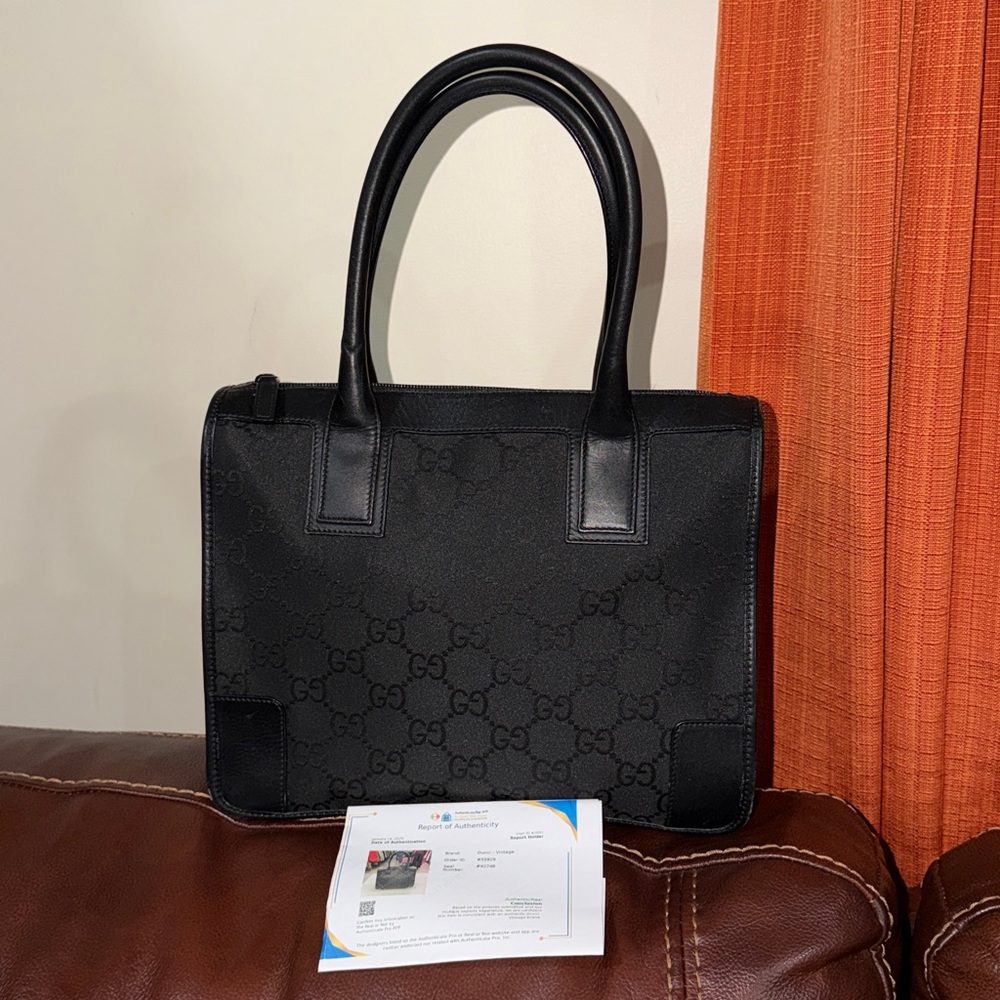 🔥🔥🔥Authentic Gucci Black Signature Satchel Handbag